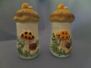 Vintage Merry Mushroom Ceramic Salt & Pepper Shakers 4 " Tall Sears Japan