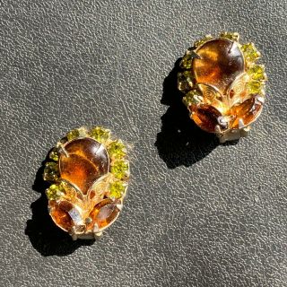 D&e Juliana Vintage Amber Glass Peridot Rhinestone Flower Clip Earrings 172