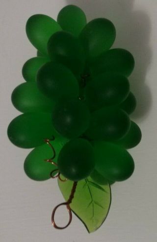2 Green Frosted Mini Glass Grapes Cluster Bunch w/leaves Millinery 1960’s Decor 2