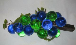 Blue Green Lucite Acrylic Cluster of Grapes Retro Vintage Mid Century Mod 2