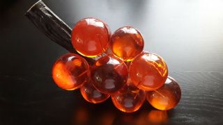 Vintage Lucite Acrylic Resin Amber Grapes Mid Century Modern Retro Atomic