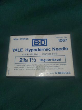 Vintage B - D Yale Regular Bevel Hypodermic Needle Stainless Luer - Lok 21g 1 1/2 "