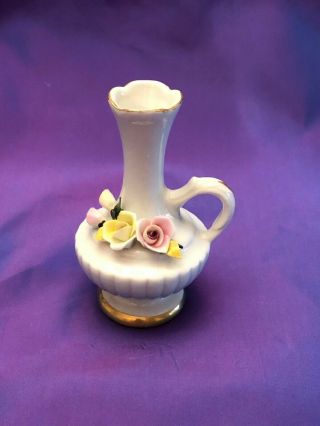 Vtg Mini Italian Capodimonte Yellow And Pink Roses & Buds Vase Gold Trim 4 " High