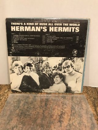 HERMANS HERMITS - THERE ' S A KIND OF HUSH ALL OVER THE WORLD - VINTAGE VINYL LP 2