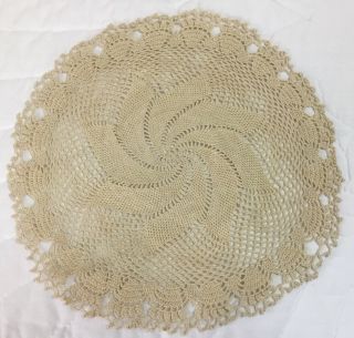 Vintage Round Hand Crocheted Doily,  Pinwheel Design,  Beige,  Scalloped Edges