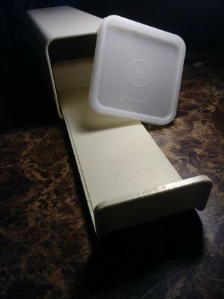 VINTAGE TUPPERWARE CHEESE CRACKER KEEPER AND LID WITH INSERT 3