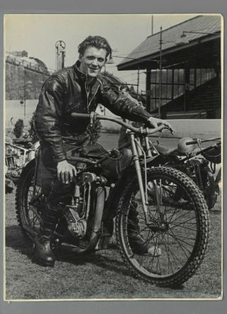 Vintage Speedway Racing Photograph Angus Mckengie 8th May 1950 |103