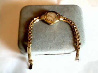 Avia Ladies Vintage Watch Swiss Made (15 Jewels) Mechanical