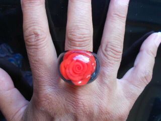 Phantom Of The Opera Red Rose Set In Black N Clear Lucite Ring,  Vintage Size T