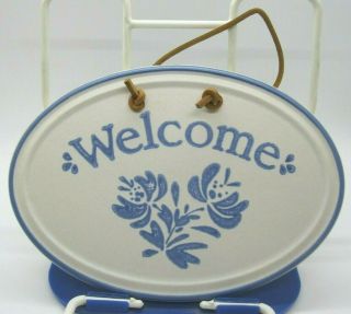 Vintage Pfaltzgraff Yorktowne Welcome Oval Plaque Sign 8 X 5 5/8 Inches