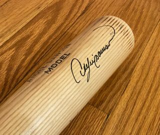 1992 - 1995 Andre Dawson Signed Game Issued Bat 34 " Chicago Cubs Hof