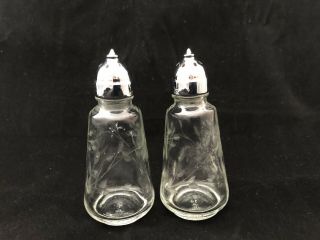 Vintage Anchor Hocking Salt And Pepper Shakers Clear Glass With Etched Flowers