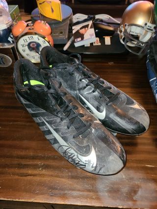 CHRIS CONTE AUTOGRAPHED SIGNED GAME WORN CLEATS CHICAGO BEARS BUCANEERS 2