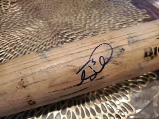 Tim Tebow game and signed bat.  rons of use and.  JsA cert 2