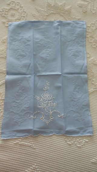 Vintage Linen Guest Towel Embroidered & Cut - Work White Floral Design On Blue