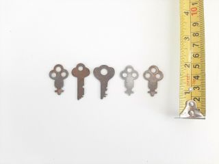 Vintage Flat Keys (5) Count,  Arts And Crafts