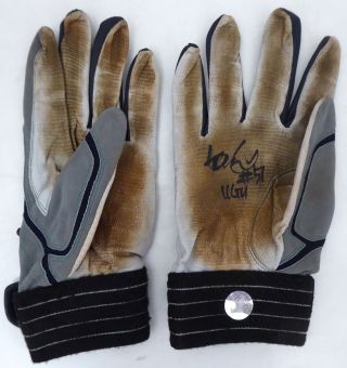 Ichiro Suzuki Autographed 2011 Game Batting Gloves Signed Cert 11 Gu 173985