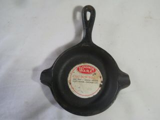 Antique Vintage Small Wagner Ware Cast Iron 1050 Skillet Ashtray Spoon Holder