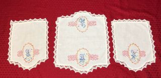 Vintage 3 Piece Southern Belle Dresser Scarf Set With Crocheted Edge