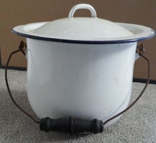 Vintage Enamelware Chamber Pot With Lid White With Blue Trim Farmhouse