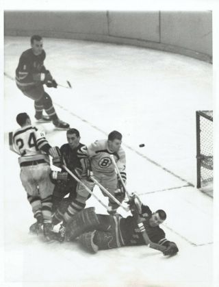 1959 Vintage Photo York Rangers Gump Worsley Blocks Boston Bruins Nhl Hockey