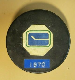 Vancouver Canucks Vintage Art Ross Converse Ccm Tyer Official Game Puck Usa