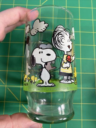 Vintage Rare Snoopy Drinking Glass.  1965 United Feature Syndicate
