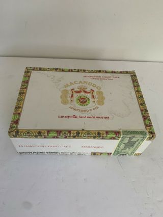 Wood Cigar Box Macanudo Montego Y Cia Hampton Court Cafe Vintage Colorful