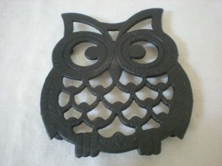 Vintage Footed Cast Iron Owl Trivet