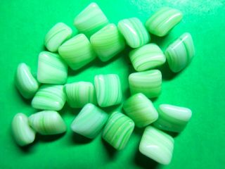 (21) Vintage 3/8 " Mottled Green Glass Shank Baby Doll Buttons (b335)