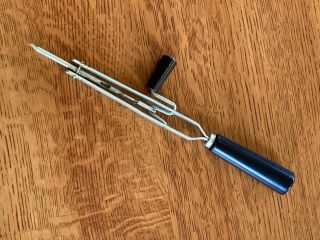 Perfecto Rug Needle - Vintage Hooked Rugs Tool