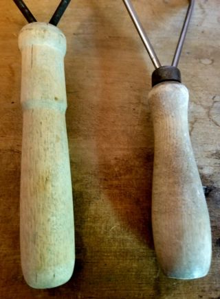 2 Vintage Wooden Handle Potato Mashers No Paint 9 