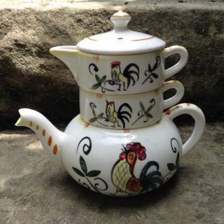 Vintage Stacking Rooster Teapot 4 - Pc,  Holds 2 Cups - - 7 " X 6 " - - 2 Tiny Spout Chips