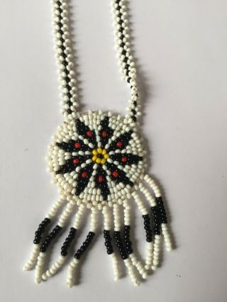 Vintage Handmade Native American Indian Seed Bead Medallion Souvenir Necklace