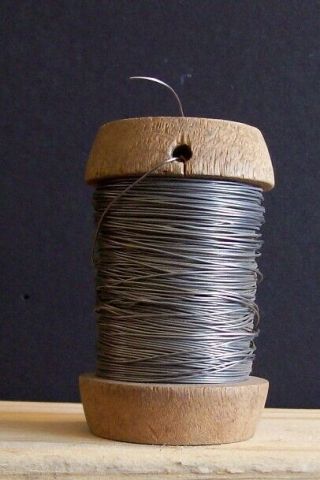 Vintage (1938) Spool Of 28 Awg Nichrome Resistance Wire,  Vom Tests At 2.  6 Ohm/ft