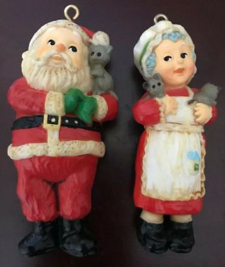 Vintage HALLMARK Keepsake Christmas Ornament Santa And Mrs.  Claus w/CATS 2