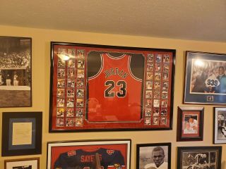 Michael Jordan Autographed Jersey Upper Deck W/ Sports Illustrated Covers