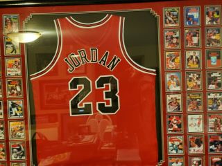 Michael Jordan autographed jersey Upper Deck w/ Sports Illustrated Covers 3