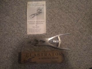 Vintage Elastrator Castrating Tool Docking Made In Usa Tool,  Box,  Instructions