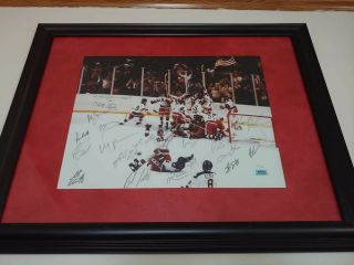 Autographed 1980 Team Usa Hockey 16x20 Photo All 20 Players And Al Michaels