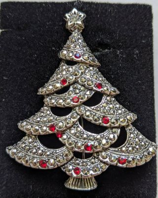 Vintage Avon Christmas Tree Pin Brooch Faux Rhinestones Victorian W/box
