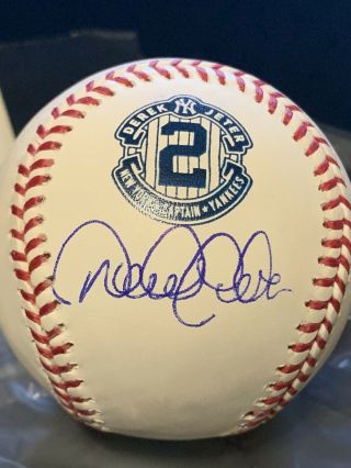 Derek Jeter Signed Retirement Baseball - Steiner Authenticated