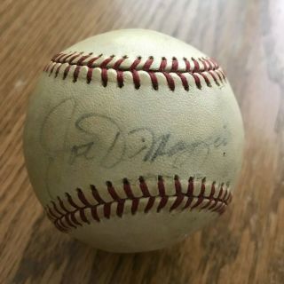 Joe Dimaggio Signed Vintage Baseball - Yankees Hof,  Mvp - Psa/dna Authentication