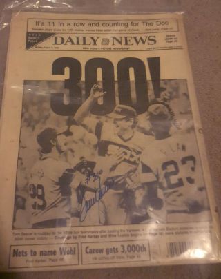 Tom Seaver York Mets White Sox Signed Autographed 300 Win Daily Newspaper