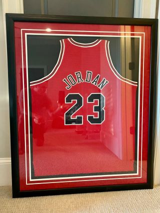 Last Dance 1997 - 1998 Framed Michael Jordan Signed Jersey