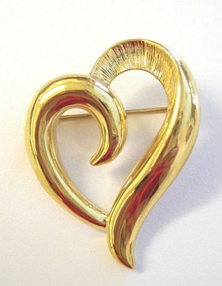 Vtg Napier Gold Open Heart Pin Brooch 1.  75 " Signed