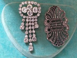 2 X Vintage Brooches 1 X Faux Marcasite 1 X Sparkly Claw Set Jewelry
