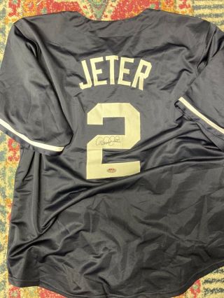Awesome Derek Jeter Signed Custom Yankees Jersey W