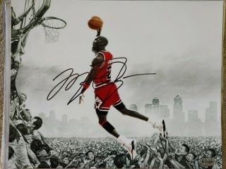 Autographed Michael Jordan Picture With Autheniticity