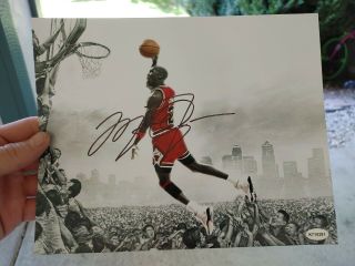 Autographed Michael Jordan Picture With Autheniticity 3